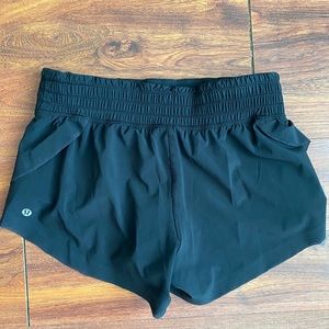 Lululemon Hotty Hot shorts